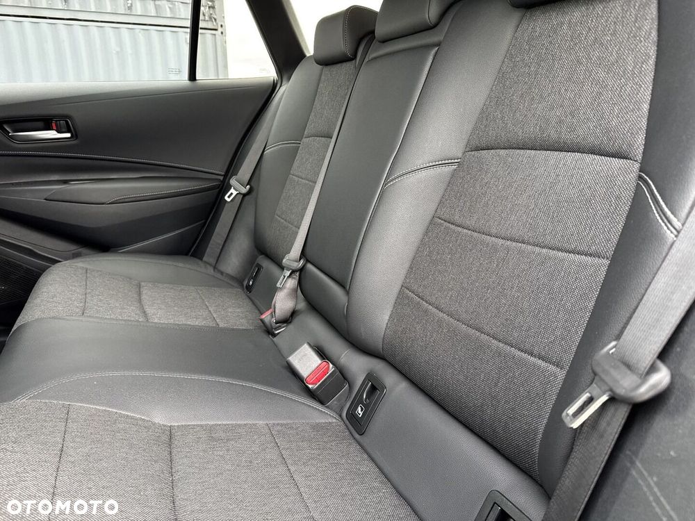 Toyota Corolla - 15