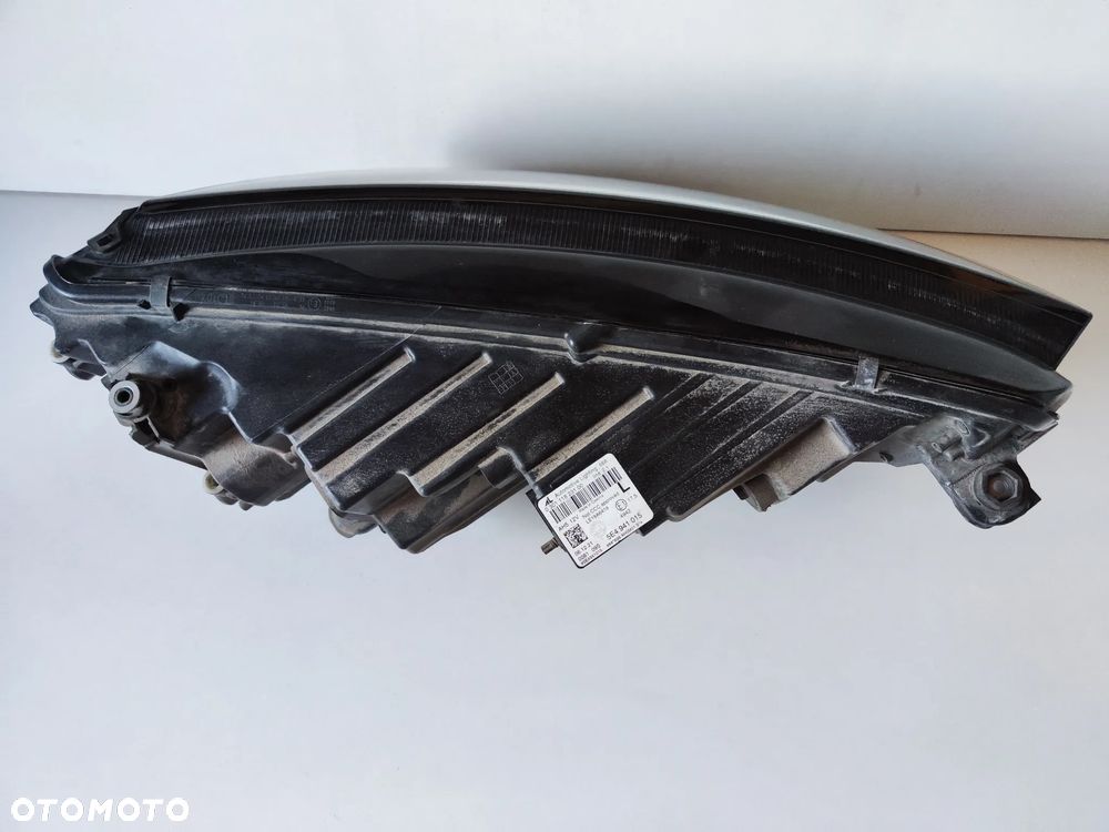 Reflektor lewy przedni Skoda Octavia 5E4 941 015 - 9