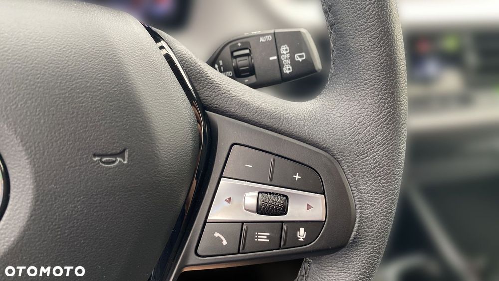 BMW Seria 1 118i Advantage - 21