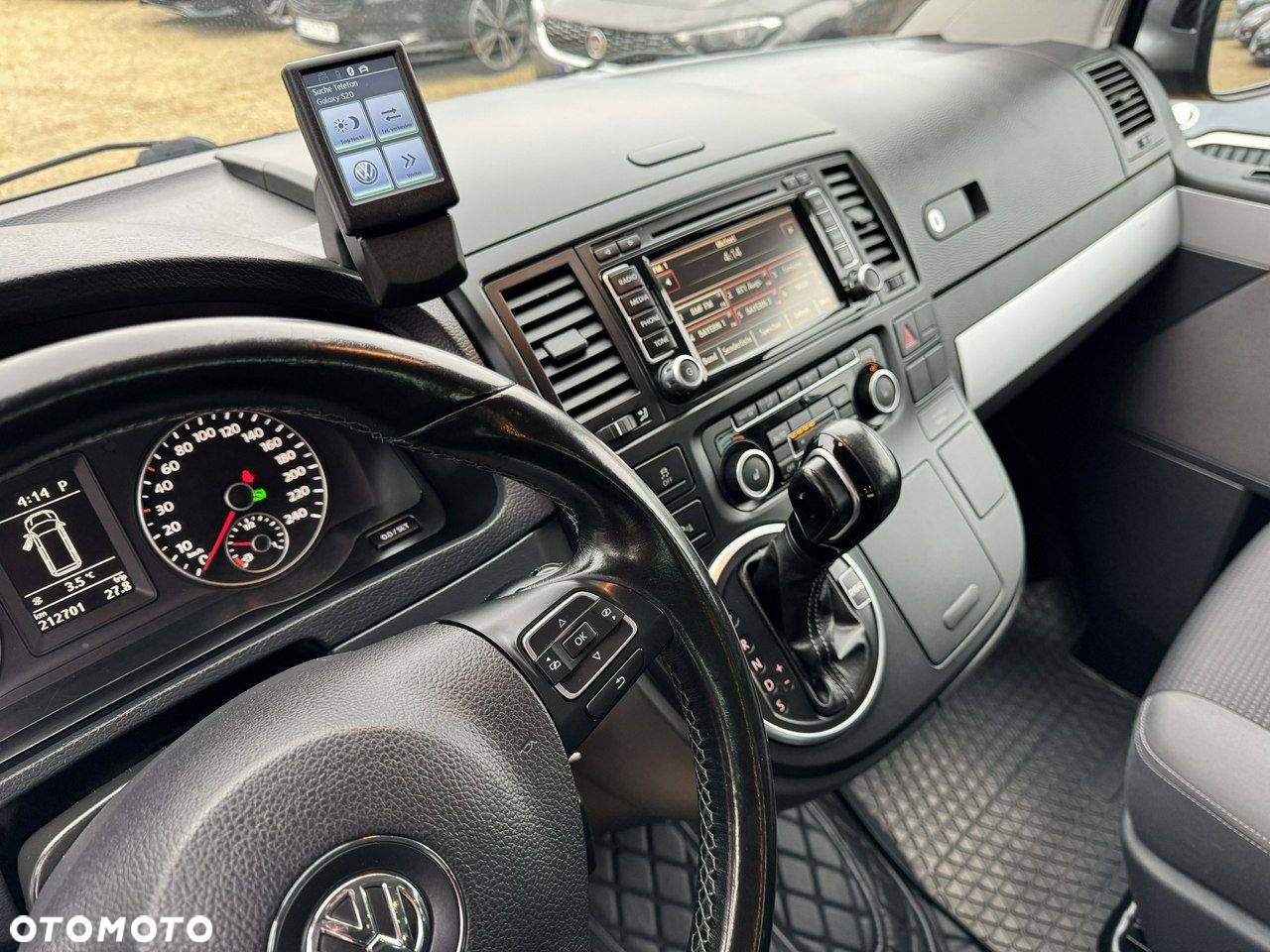 Volkswagen Multivan - 10