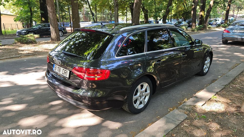 Audi A4 Avant 2.0 TDI Multitronic - 6