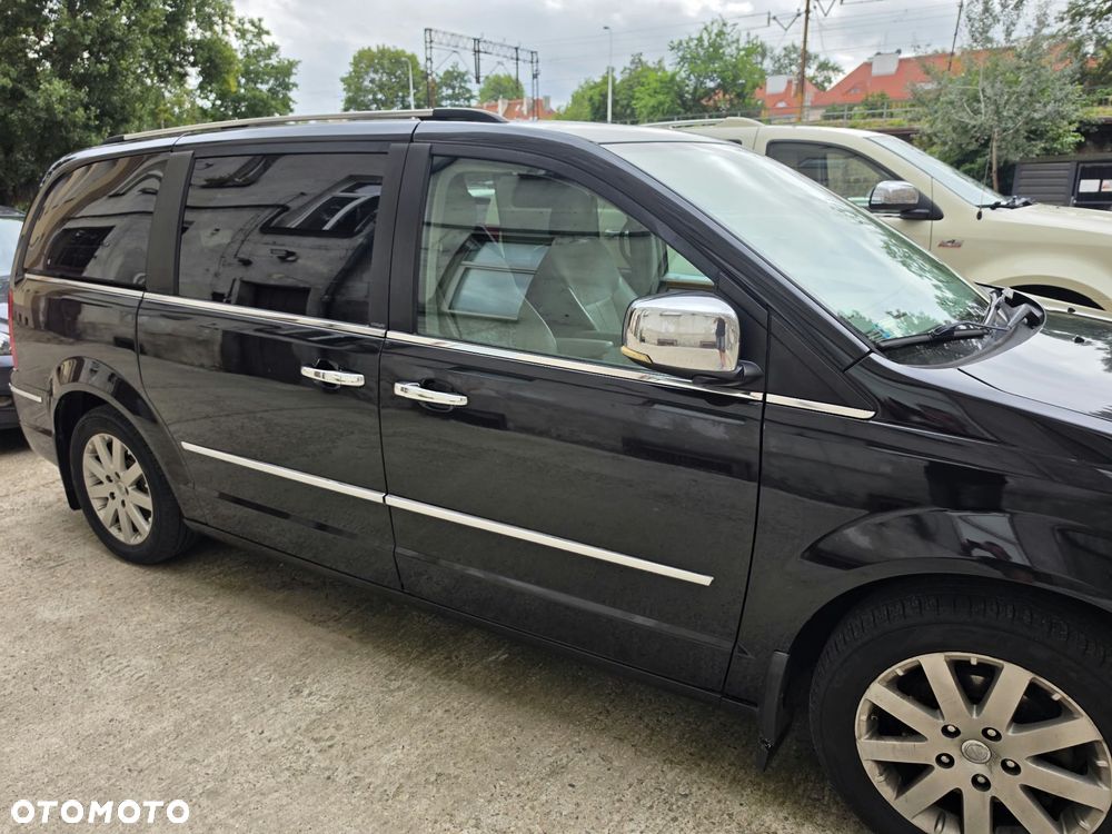 Chrysler Grand Voyager - 4