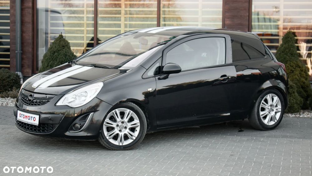 Opel Corsa 1.4 16V Edition 150 - 3