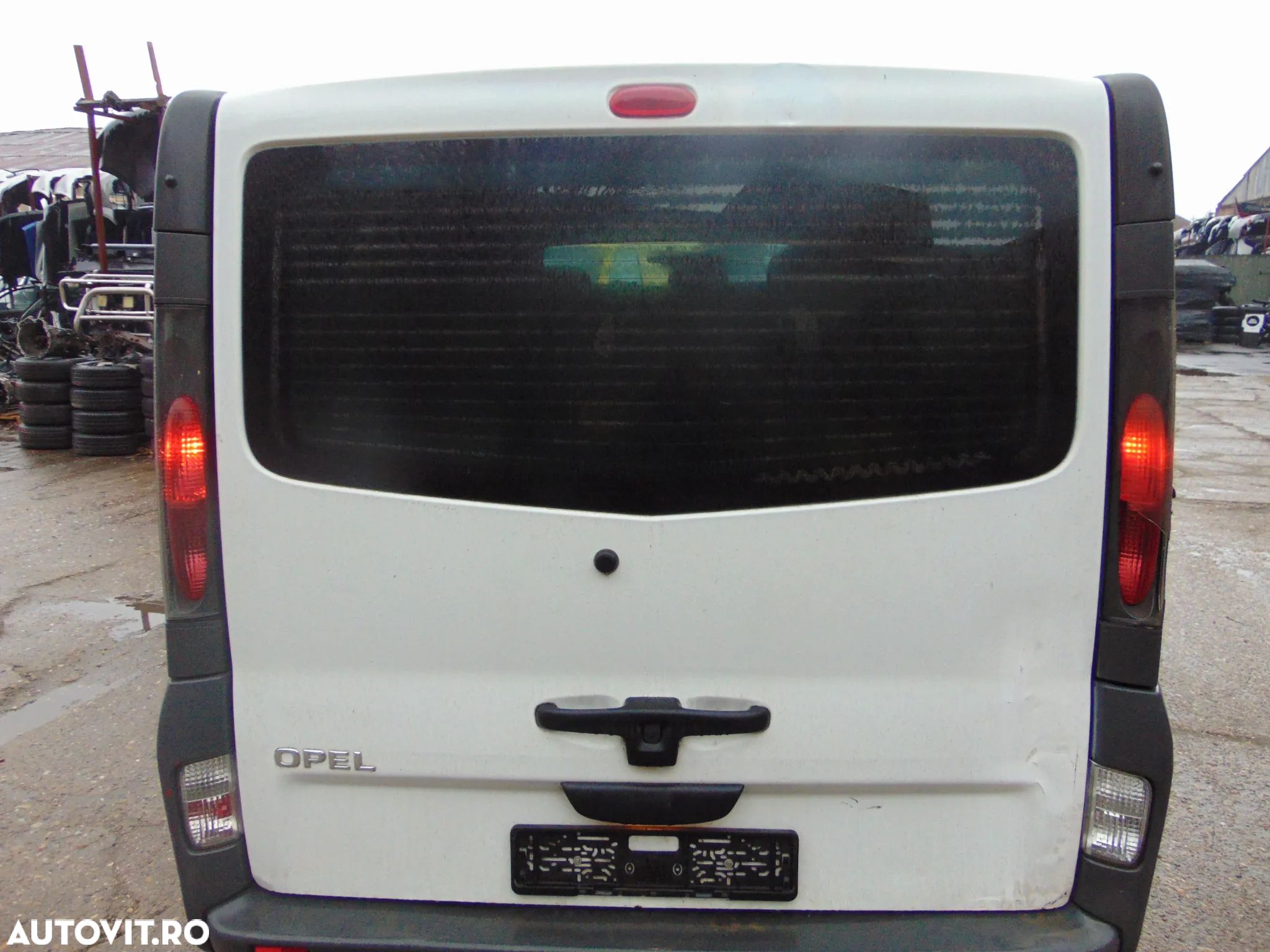 Haion Opel Vivaro 2001-2013 Renault Trafic haion cu luneta alb - 1