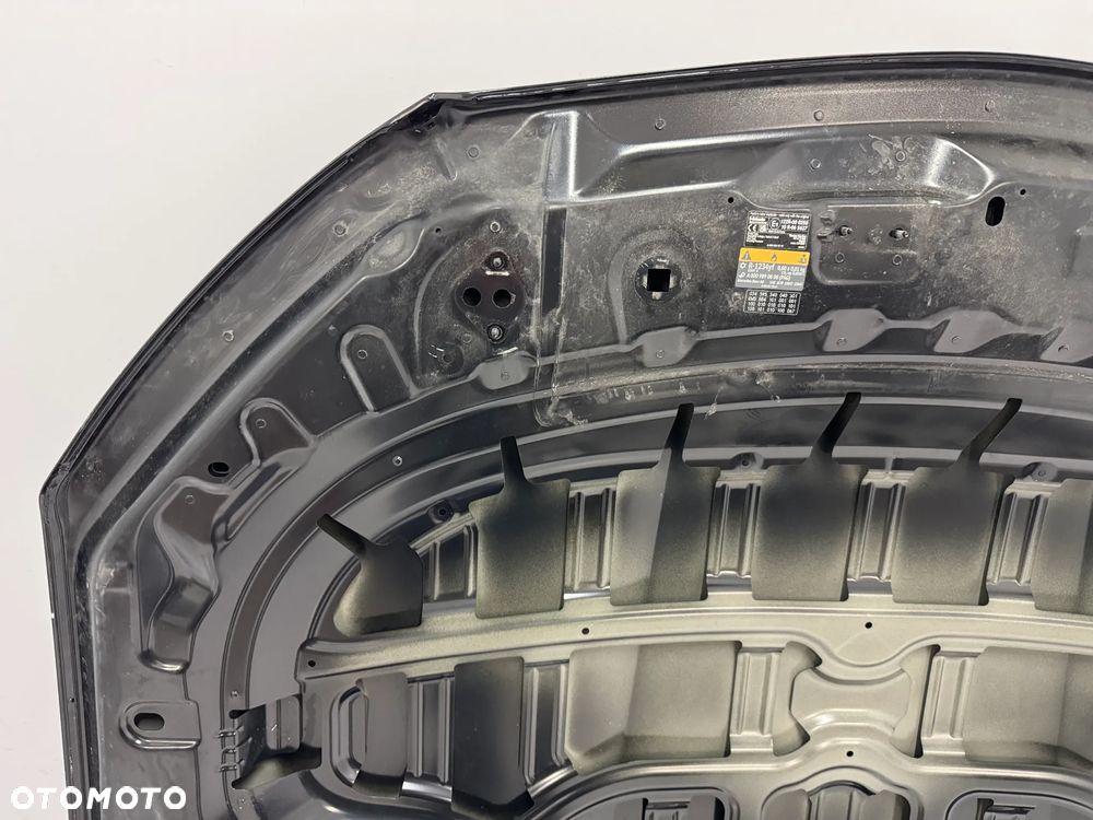MASKA POKRYWA SILNIKA MERCEDES GLC X254 C254 W254 CZARNA KOD 040 - 8