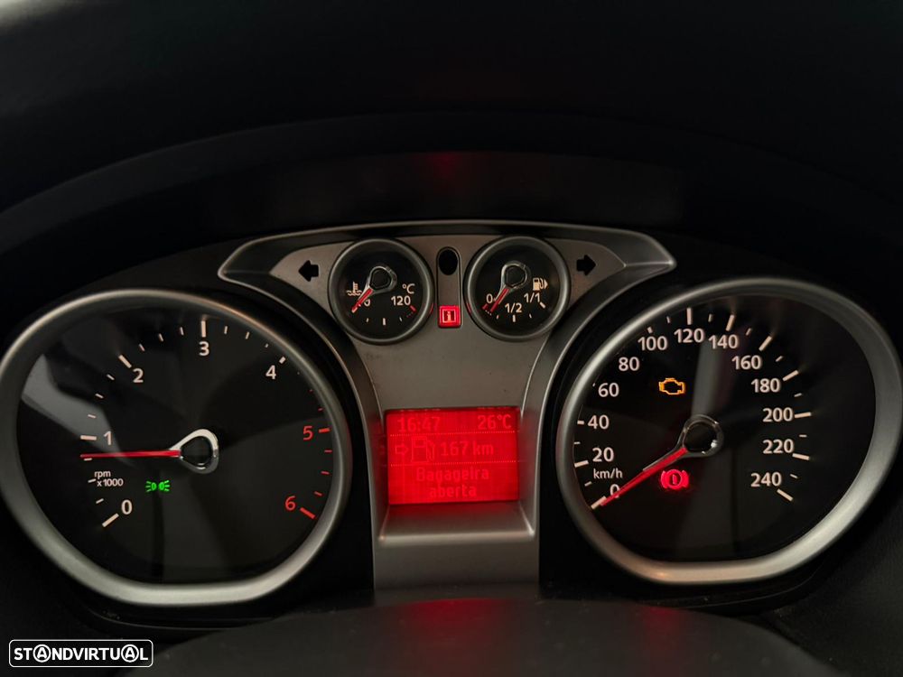 Ford Focus SW 1.6 TDCi Titanium - 14