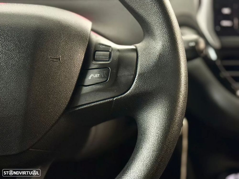 Peugeot 208 1.4 HDi Active - 33
