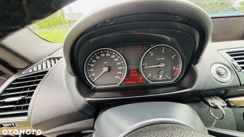 BMW Seria 1 123d - 20