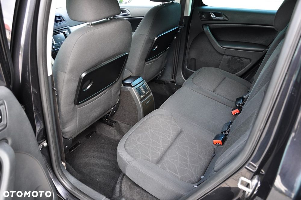 Skoda Yeti 2.0 TDI DSG 4x4 FAMILY - 24