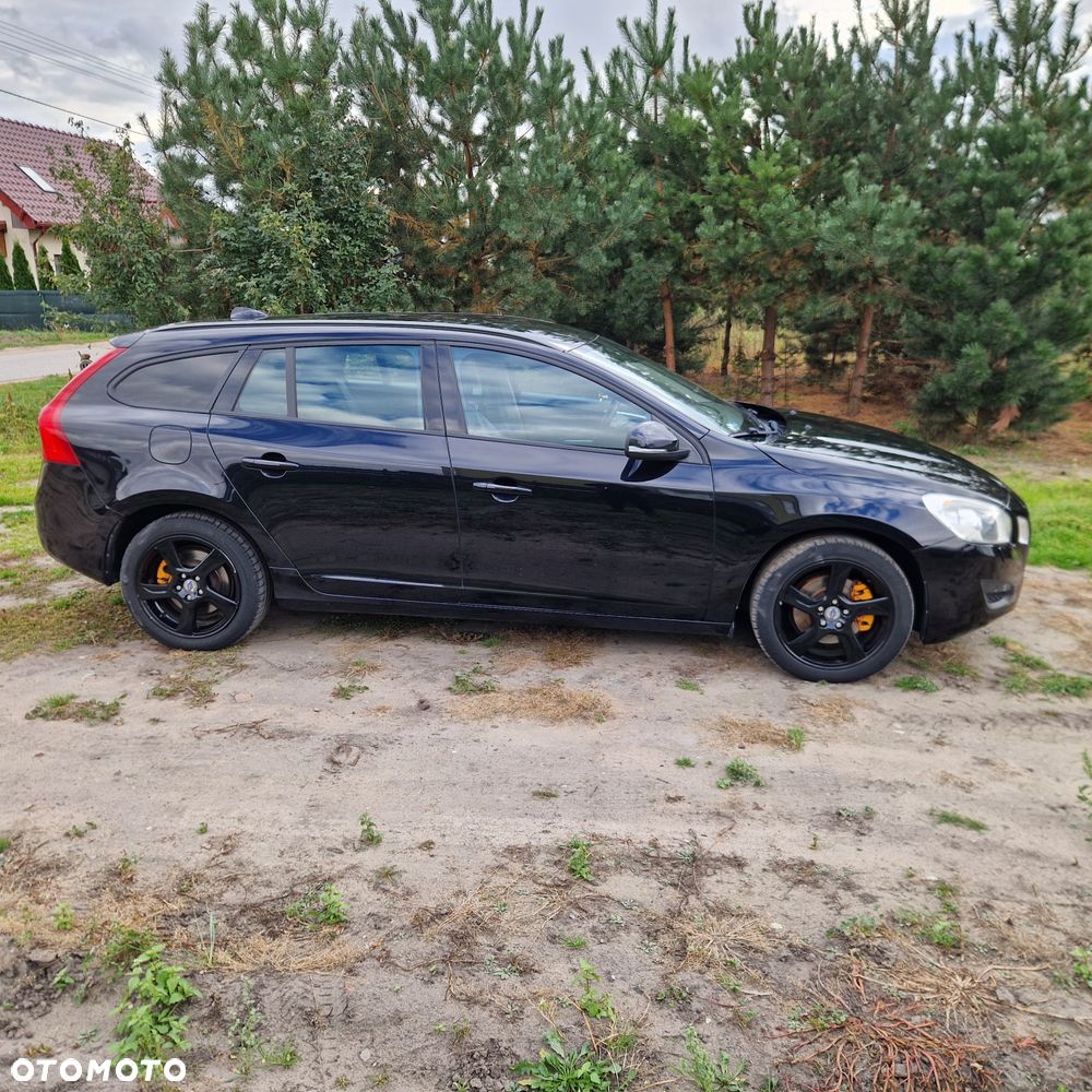 Volvo V60 2013 photo 4