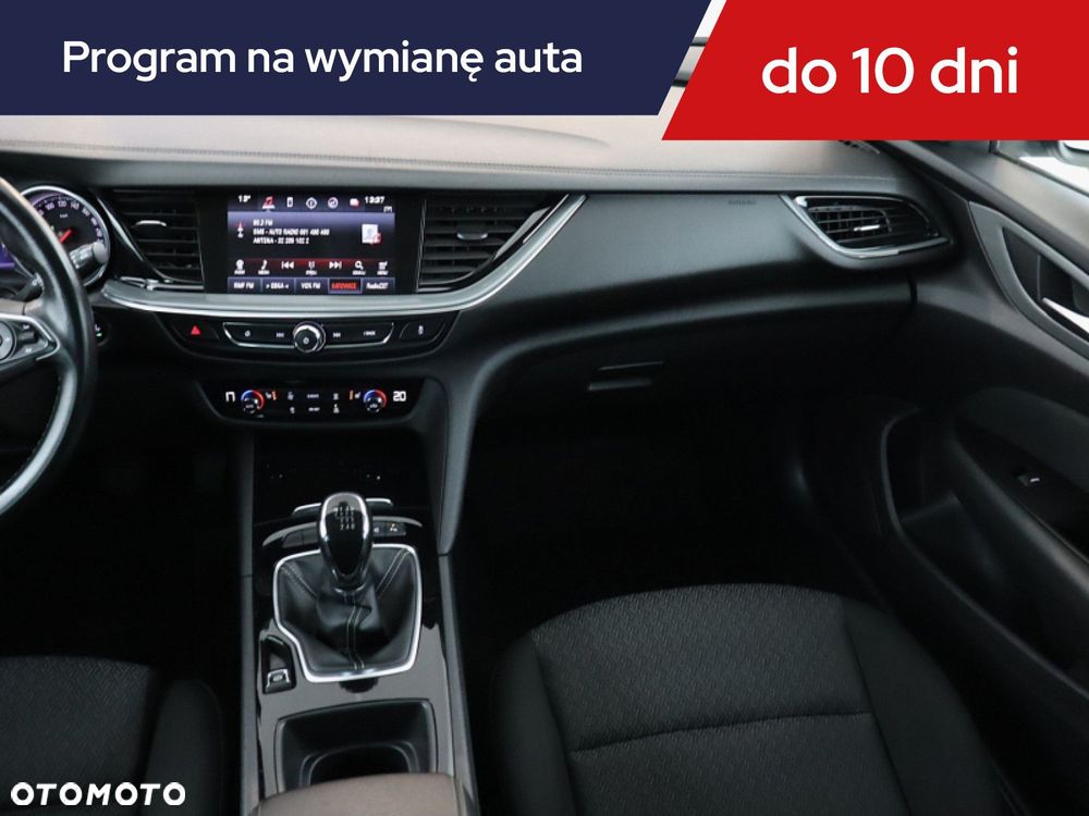 Opel Insignia - 10