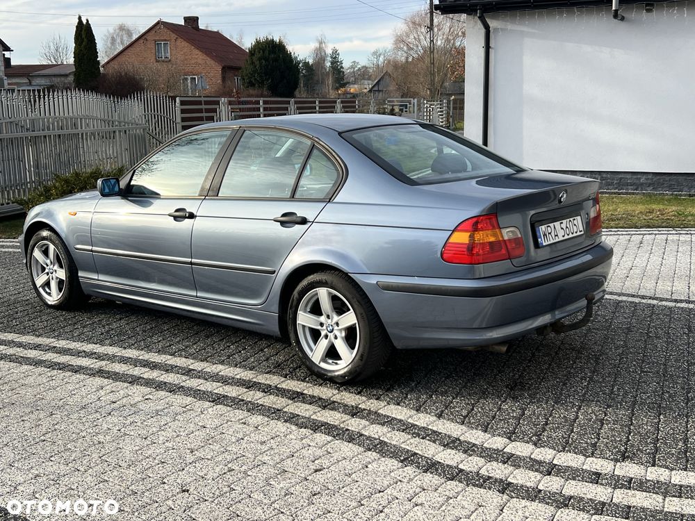 BMW Seria 3 318i Edition Exclusive - 6