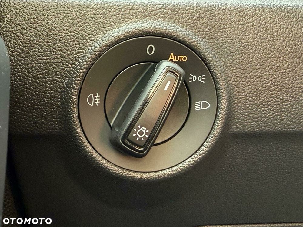 Volkswagen T-Roc 1.5 TSI Life Plus DSG - 25