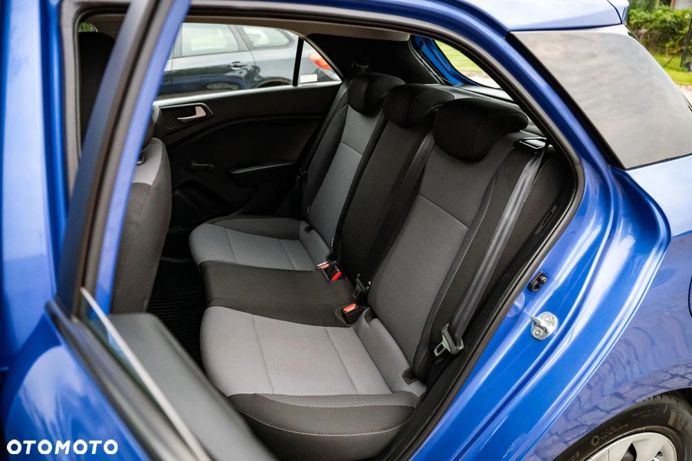 Hyundai i20 - 19