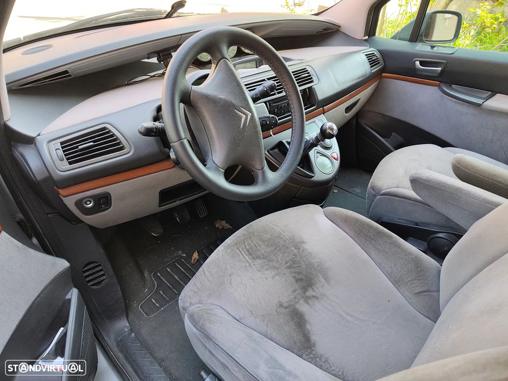Citroën C8 2.0 HDi 16V SX - 11