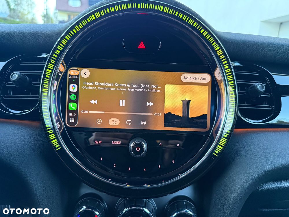 MINI Cooper John Works Trim - 23