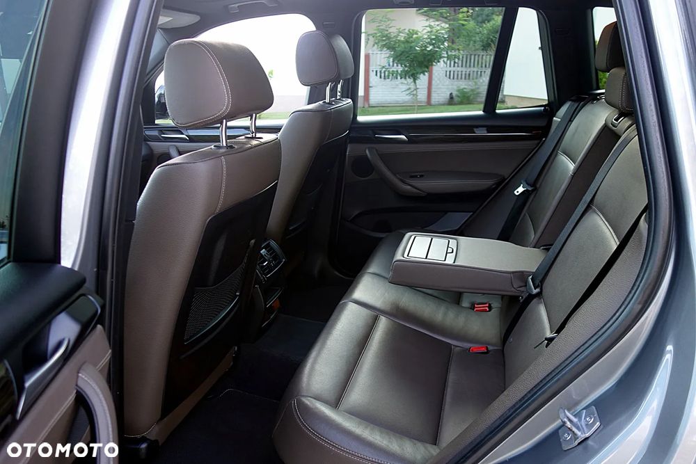 BMW X3 xDrive20d - 12