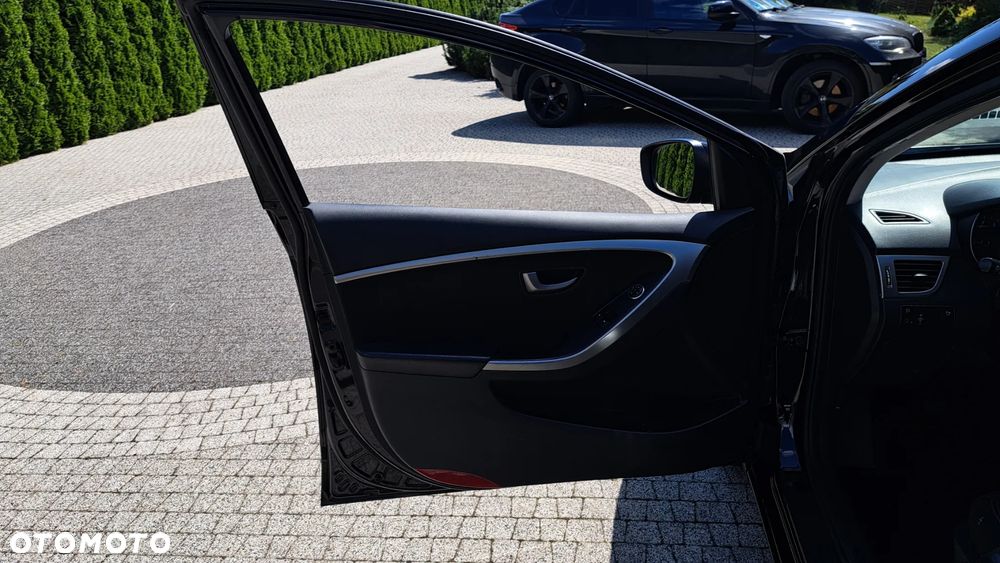 Hyundai i30 1.6 Comfort - 8