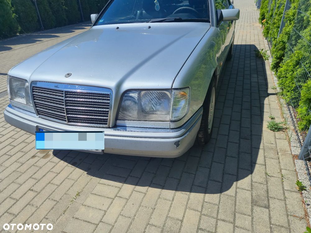 Mercedes-Benz Klasa E - 20