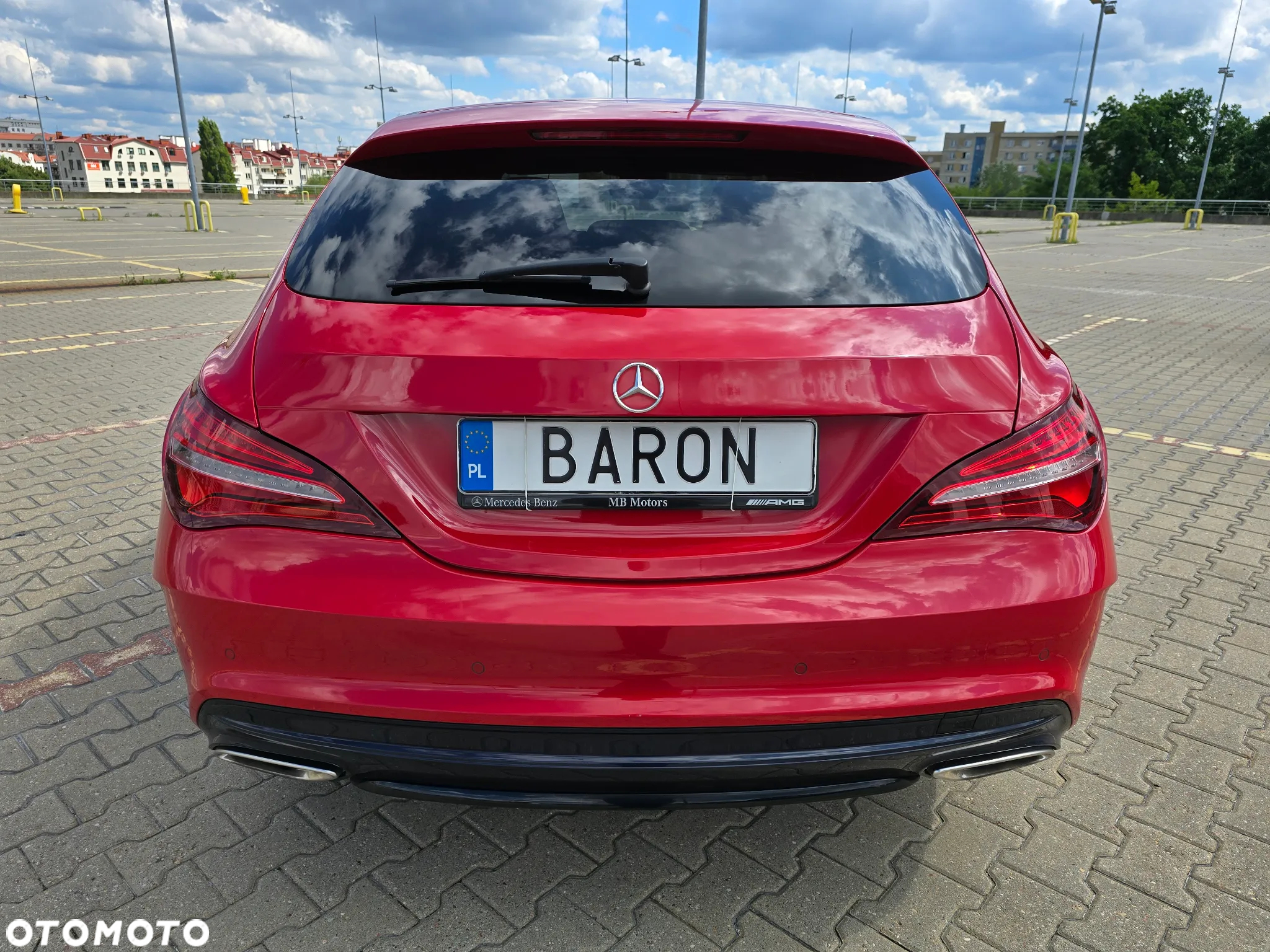 Mercedes-Benz CLA 180 7G-DCT AMG Line - 12