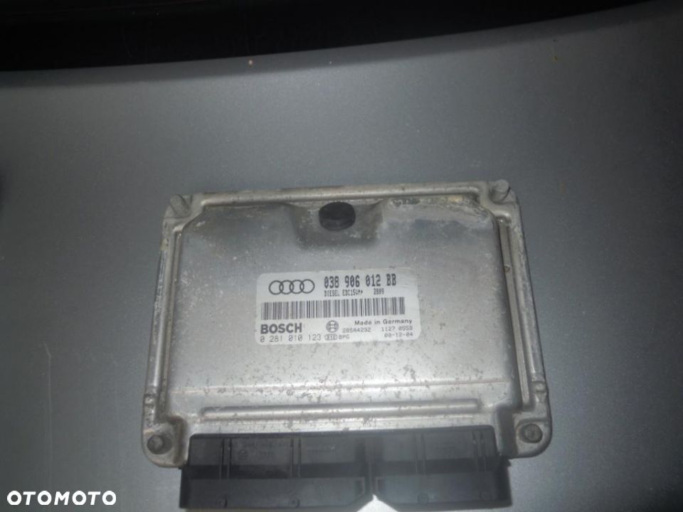 Golf IV Octavia A3 Komputer 038906012BB 0281010123