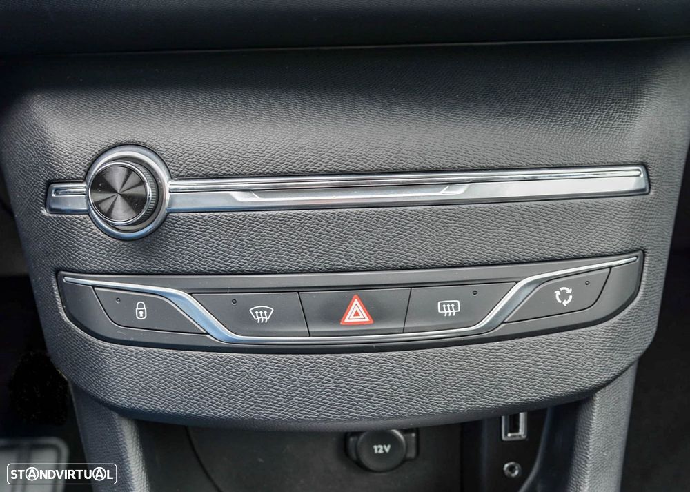 Peugeot 308 1.6 BlueHDi Active J17 - 11