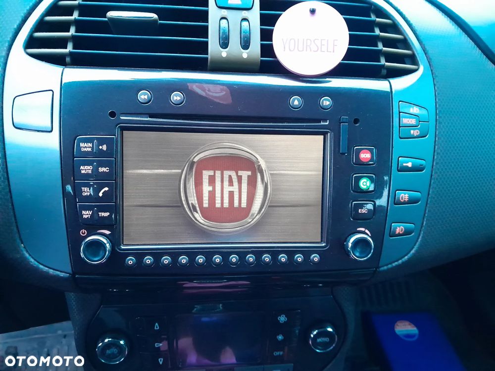 Radioodtwarzacz nawigacja FIAT Bravo II 07-14r. - 1