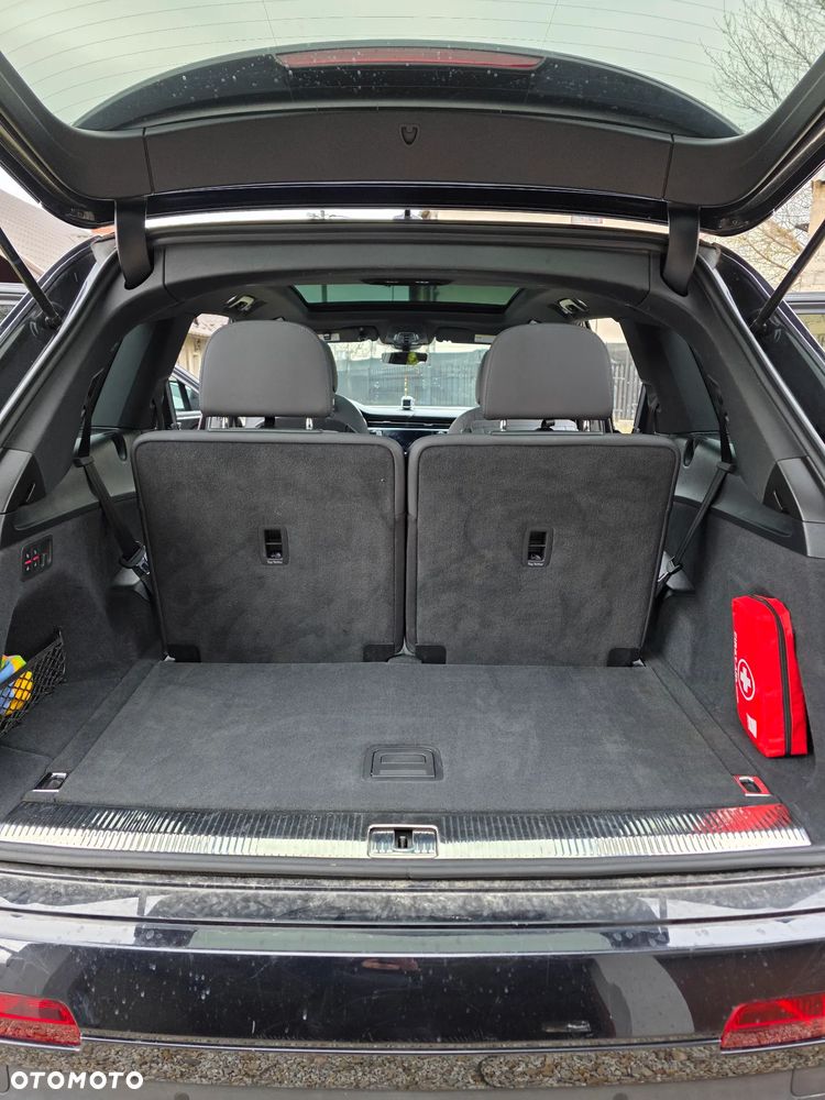 Audi Q7 55 TFSI quattro tiptronic - 38