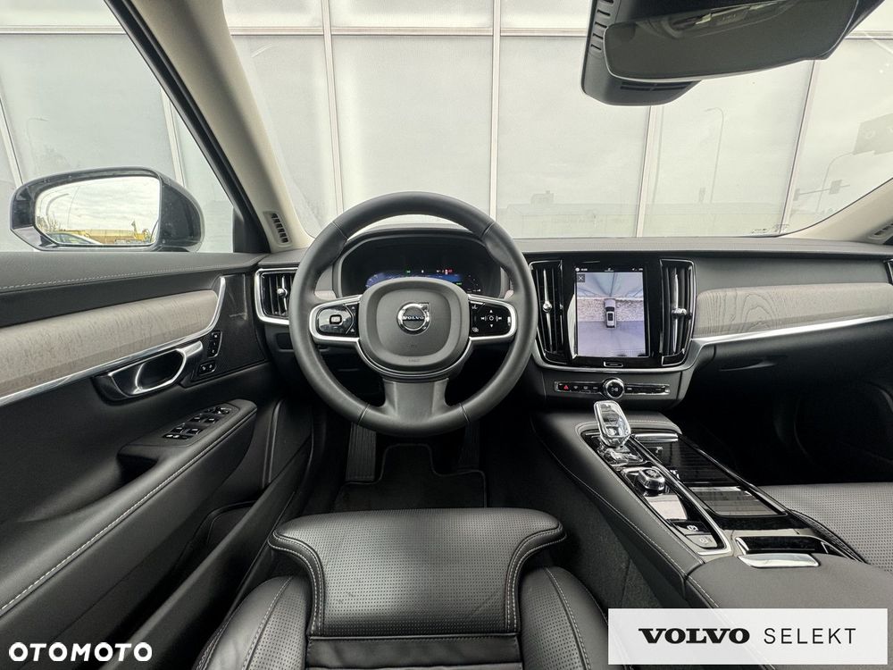 Volvo V90 - 32