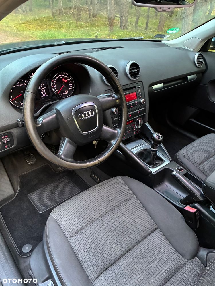 Audi A3 Sportback 1.4 TFSI Ambiente - 15