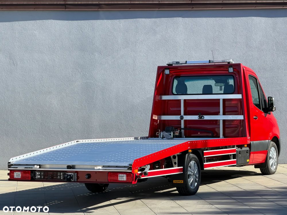 Mercedes-Benz Sprinter - 6