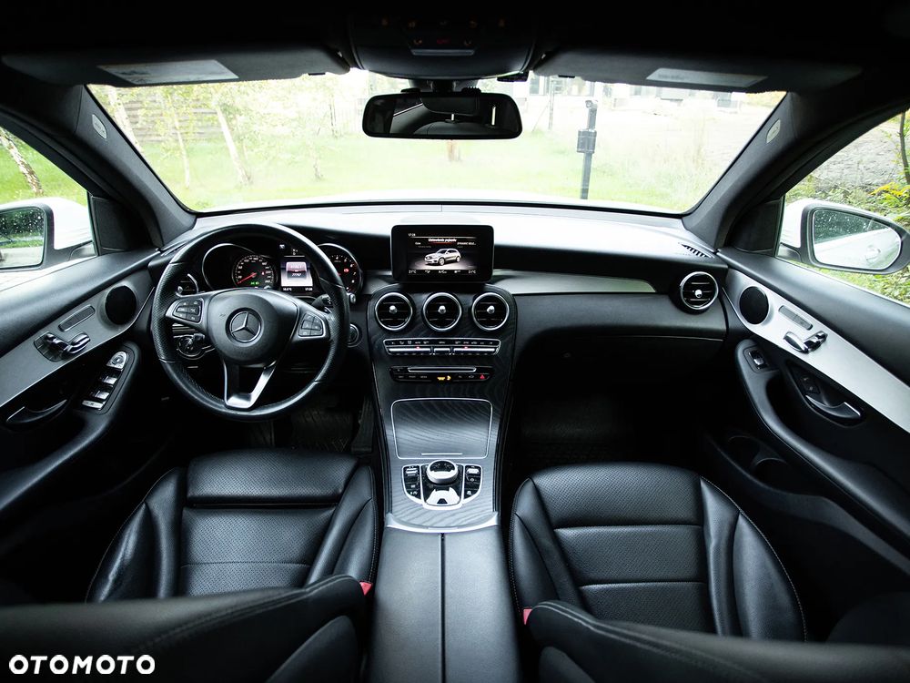 Mercedes-Benz GLC 300 4-Matic - 26