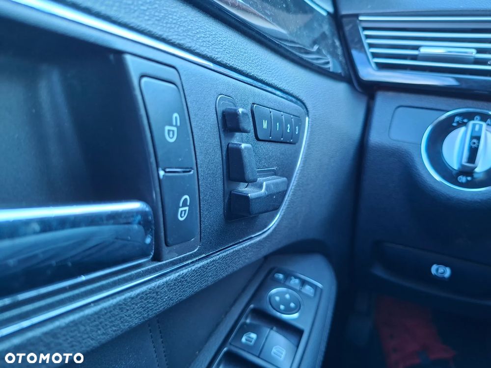 Mercedes-Benz Klasa E 500 Avantgarde - 15