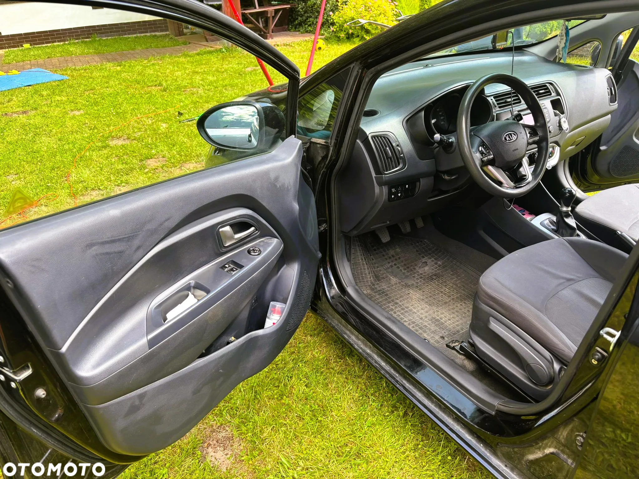 Kia Rio - 14