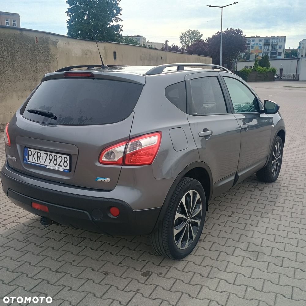 Nissan Qashqai 1.6 dCi Tekna S&S - 4