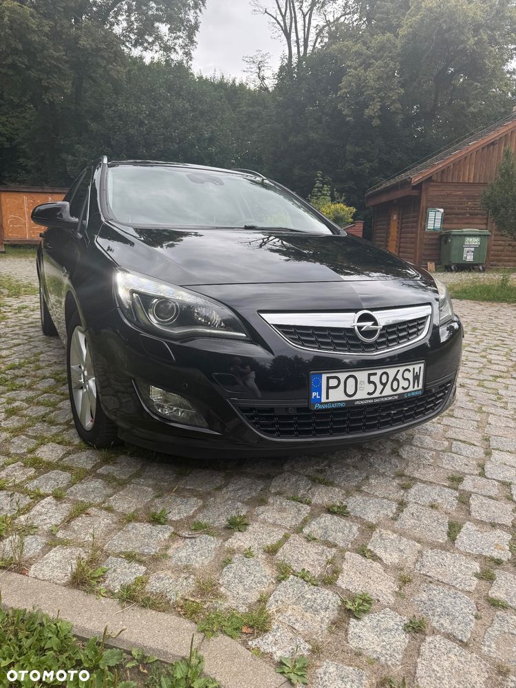 Opel Astra 1.4 T Cosmo - 1
