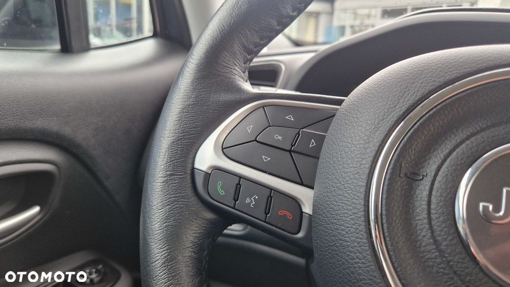 Jeep Renegade - 22