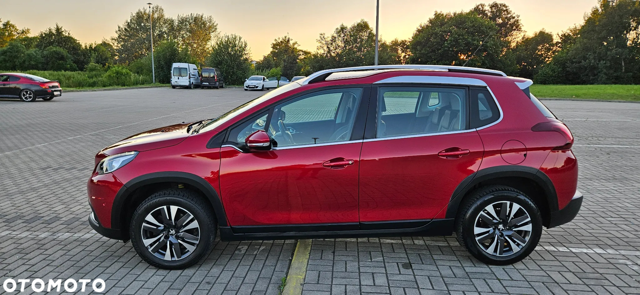 Peugeot 2008 PureTech 110 Stop&Start Allure - 21