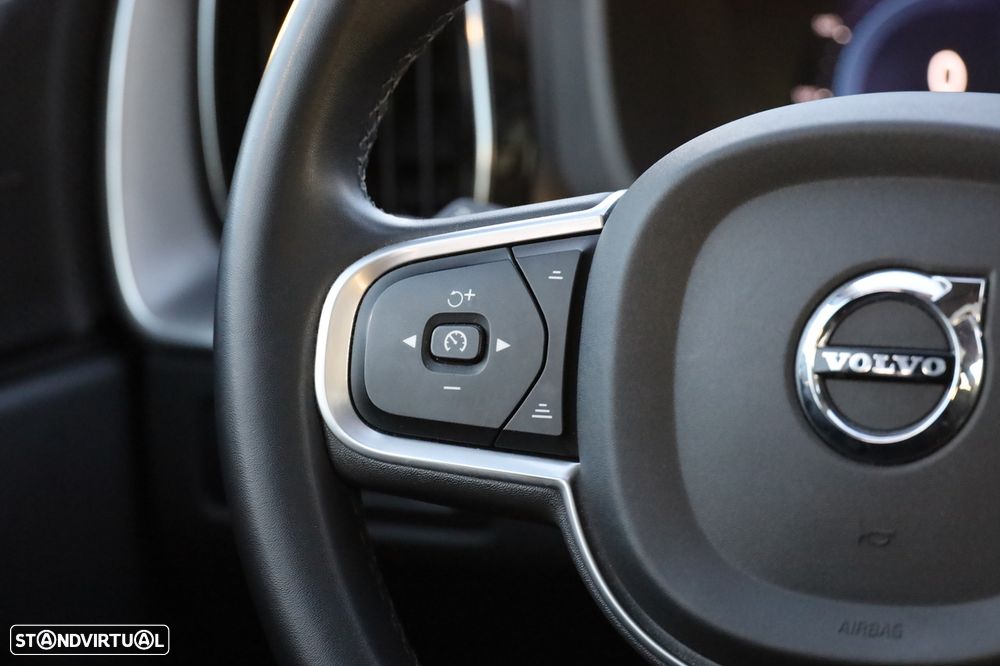 Volvo XC 60 2.0 T6 PHEV Inscription Expression AWD - 19