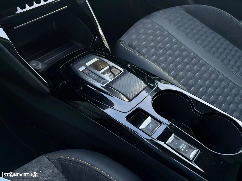 Peugeot e-2008 Allure Pack - 21