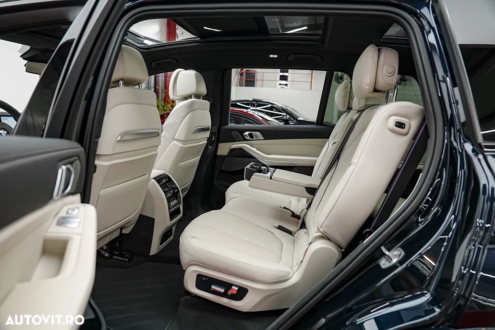 BMW X7 M60i xDrive AT MHEV - 6