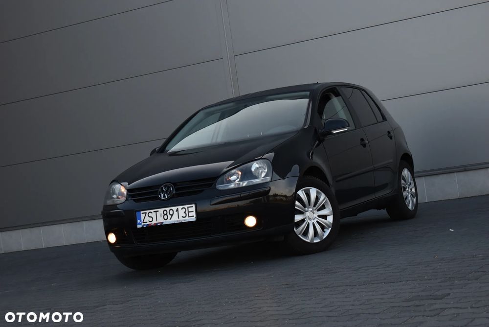 Volkswagen Golf - 25