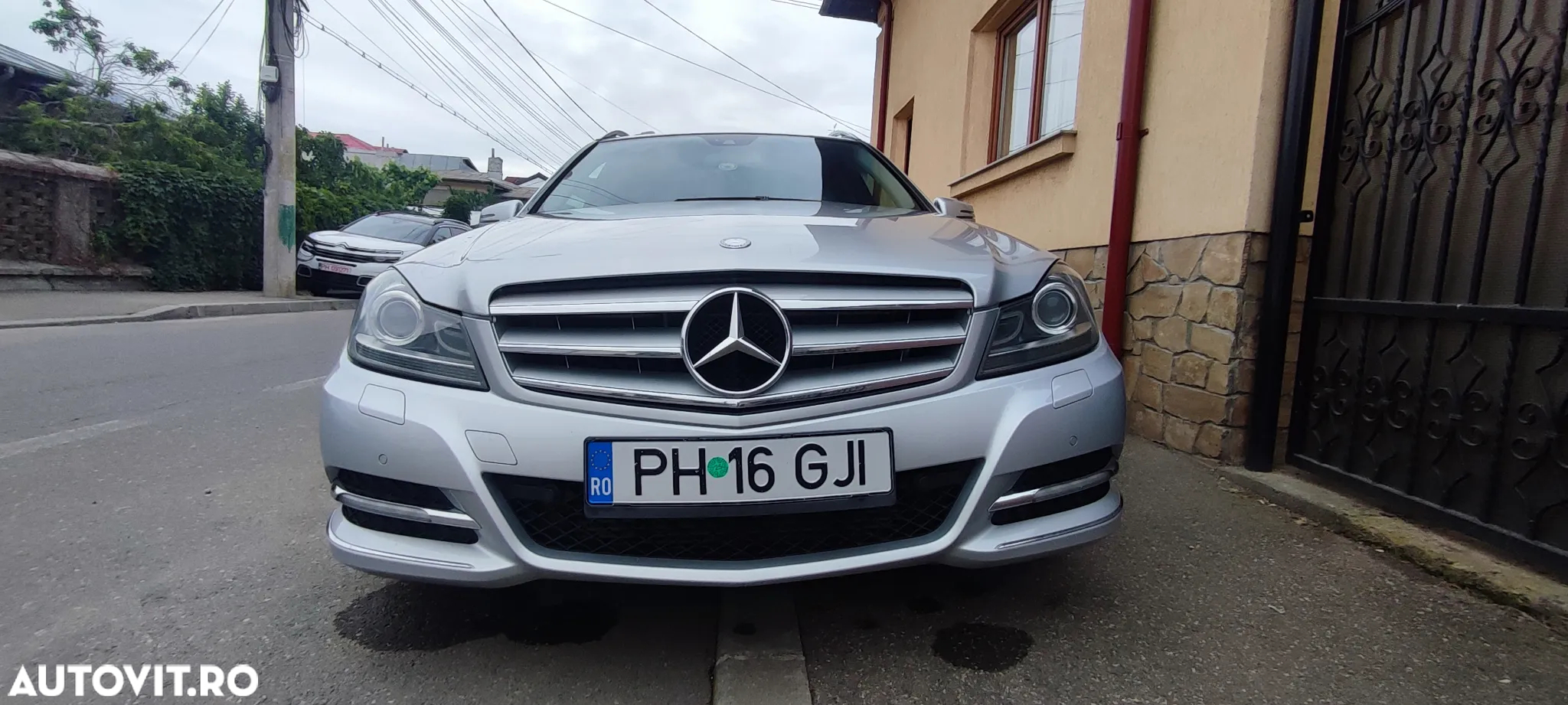 Mercedes-Benz C 180 T CDI DPF (BlueEFFICIENCY) Avantgarde - 4