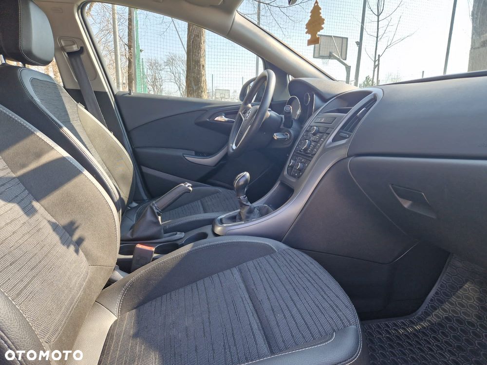 Opel Astra 1.4 T Active EU6 - 9