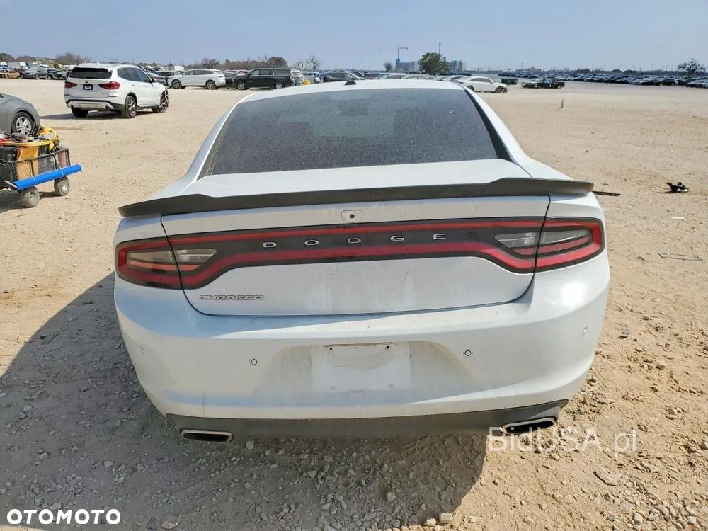 Dodge Charger - 6