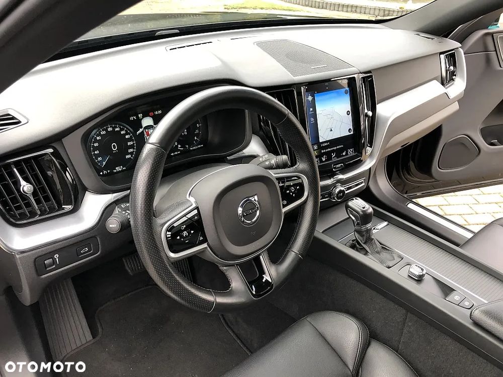 Volvo XC 60 D4 SCR AWD Inscription - 24