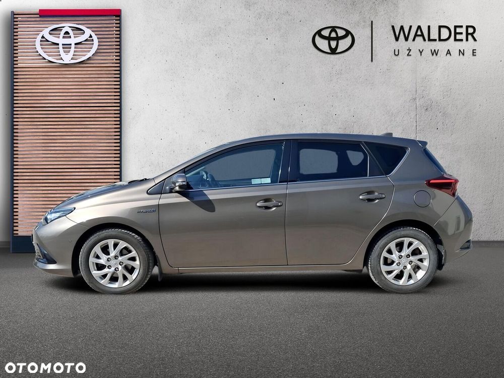 Toyota Auris - 2