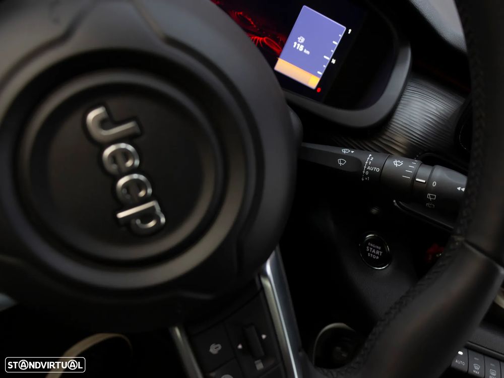 Jeep Avenger 1.2 GSE T3 Altitude - 29