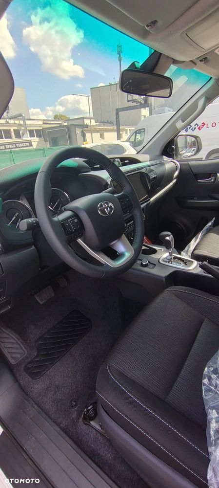 Toyota Hilux 2.8 D-4D mHEV Double Cab Executive 4x4 - 19