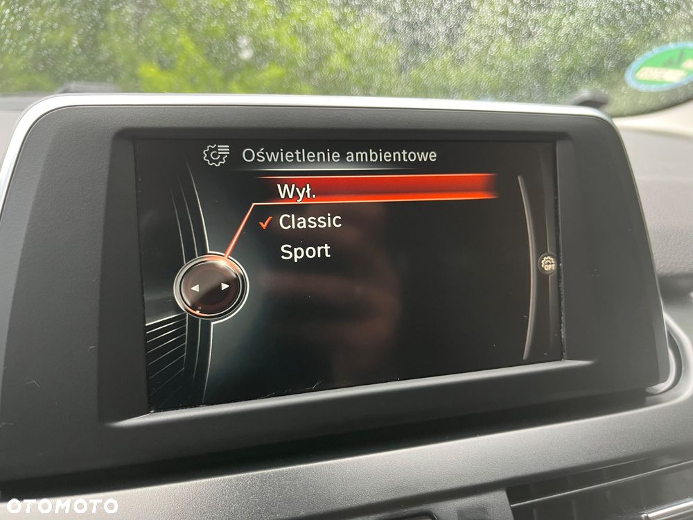 BMW Seria 2 218d Sport-Aut Sport Line - 18